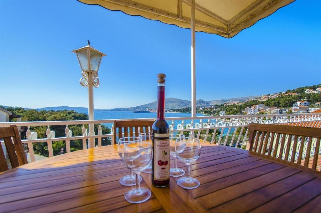 Three Bedroom Apartment With Amazing Sea View Trogir Eksteriør billede